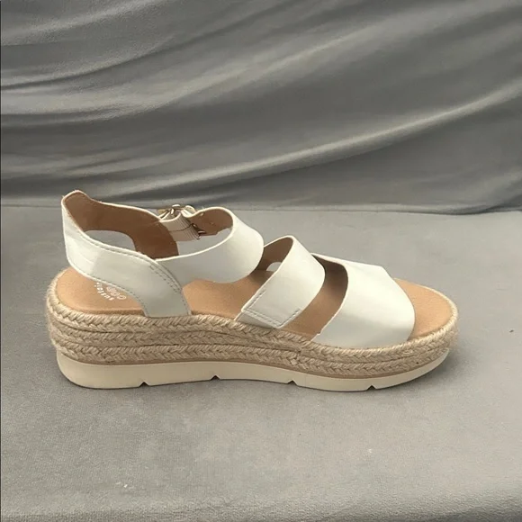 Dr Scholls White Espadrille Sandals - Picture 2 of 10